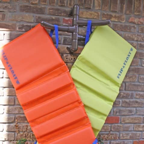 Hanging Float Rack® – Floating Mattress Model Display